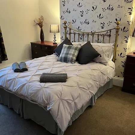 Qs54 Large 5 Bedroom Terrace House Nyaraló Redcar