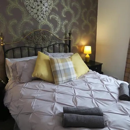 Qs54 Large 5 Bedroom Terrace House * Redcar